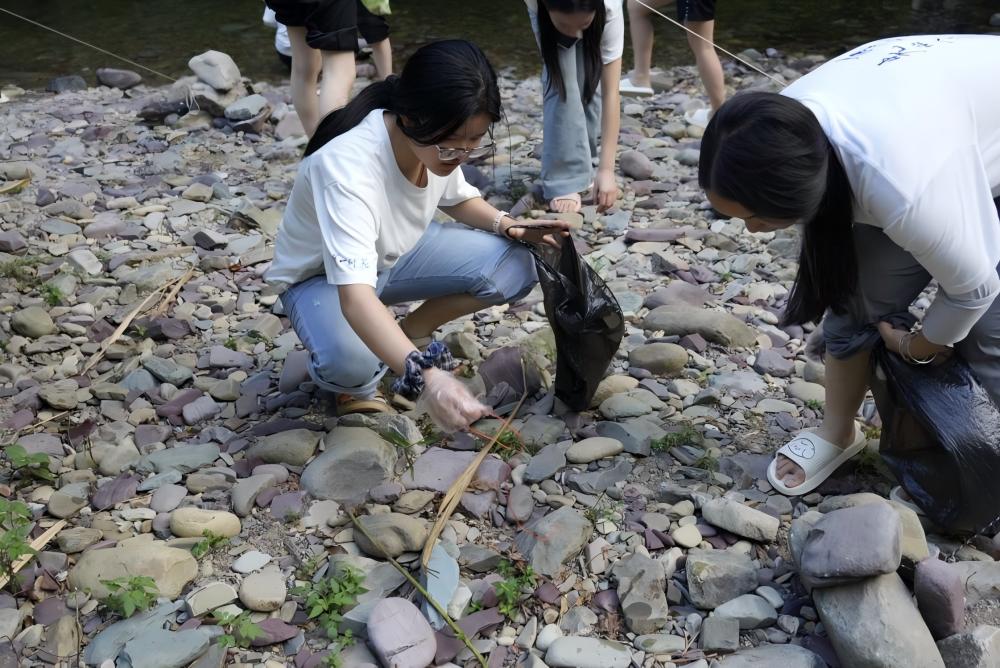 Ϫ֪С־ԸУϪˮӳģϪ