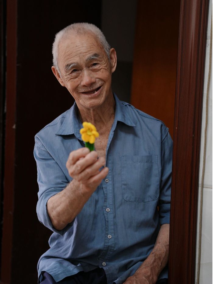 ഺů䣬ɳʦרꡱΪ˻͡Ϧ족