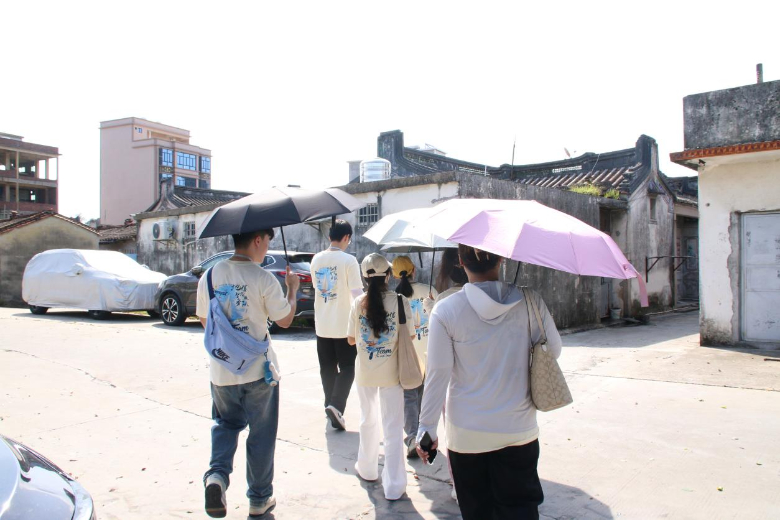 ഺ죬ǻ罨չƪ ѧԺǻӸͷչǧ򹤳̡ʵ