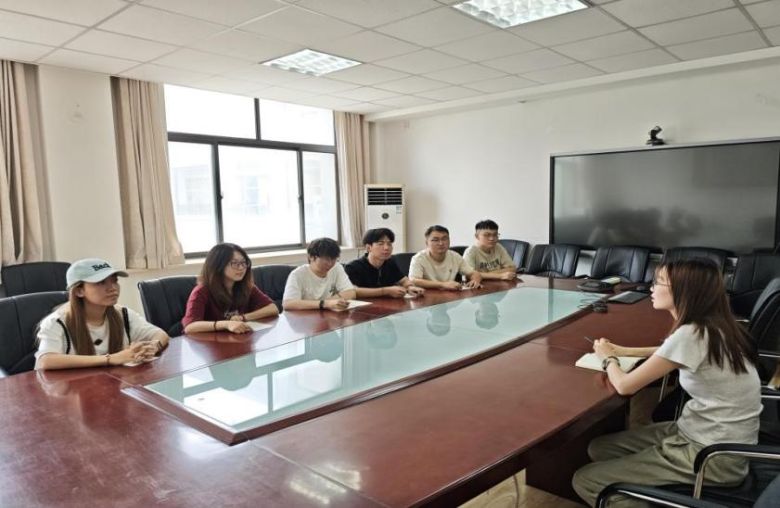 召开社会实践启程动员会议