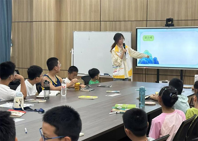 ϾʦѧԴѧԺ ʢĴ顱ʵӣԴ飬΢ů