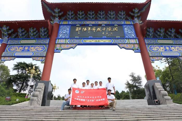 �廳�������ң����к�ɫ���� �������������������갮���������ʵ�����߽�����������ʿ��԰
