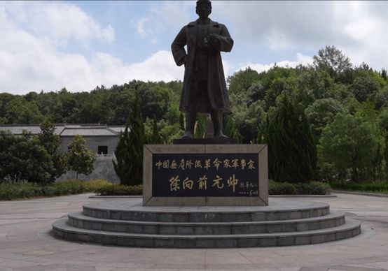 ��ʦѧ�������磺���굳ʷ�������족����ɫ�����ղ�����