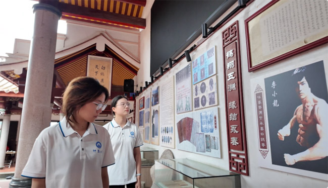�ӡ�û�����׺�ȭ���������һ���岽÷������һȺ00���ѧ���ķ��ų�����