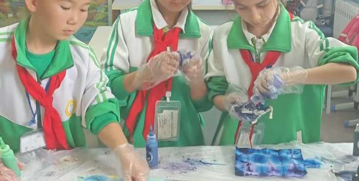 ָ����Ⱦ�з��� ͯ�Ĺ����л�����